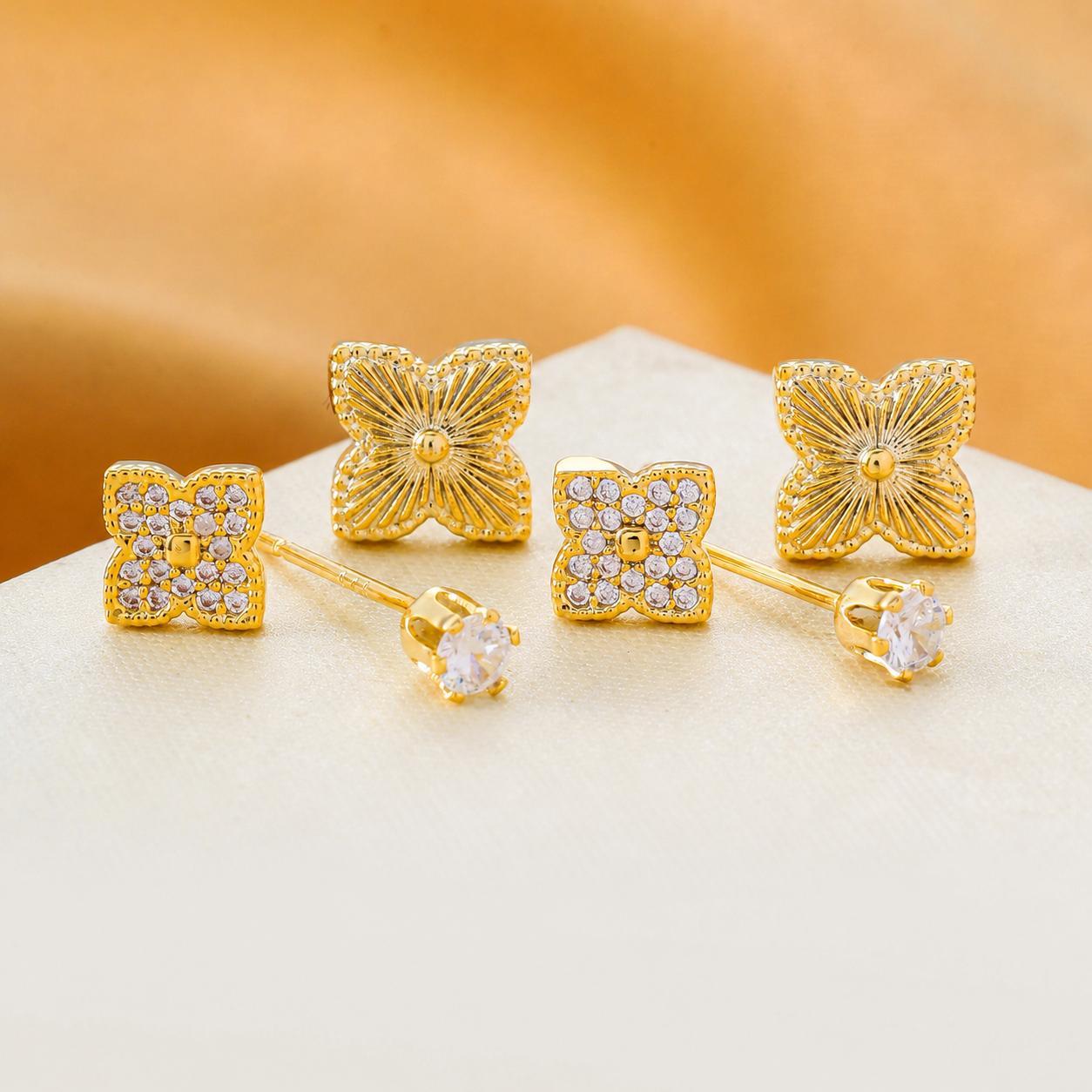 AVI Jewels Flower earrings 3 piece gold